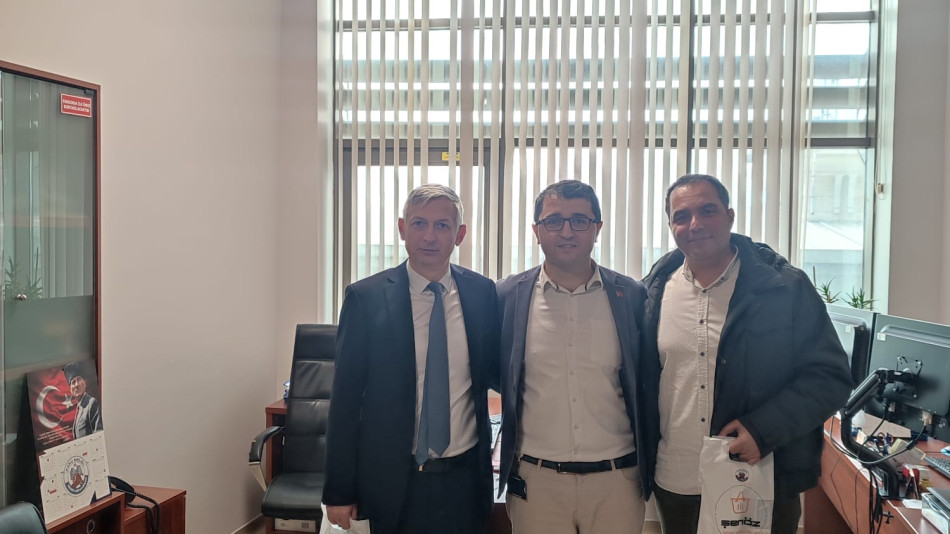 SENDİKAMIZ BURSA ŞUBESİ'NDEN RAMAZAN BAYRAMI ÖNCESİ ÜYELERİMİZE ANLAMLI İKRAM